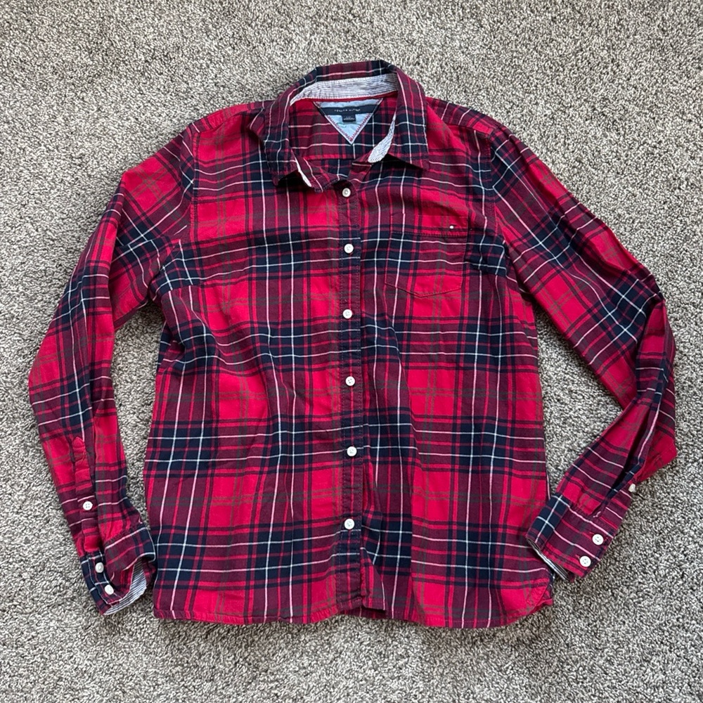 Tommy Hilfiger Womens Large but fits Medium Red & Blue Plaid Button-Up Shirt